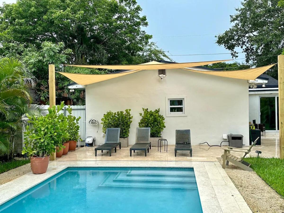 Hébergement de vacances Vibrant 4bd 2ba W Pool Miami